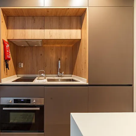 Seagull Incl Parking By Sweet Apartment *