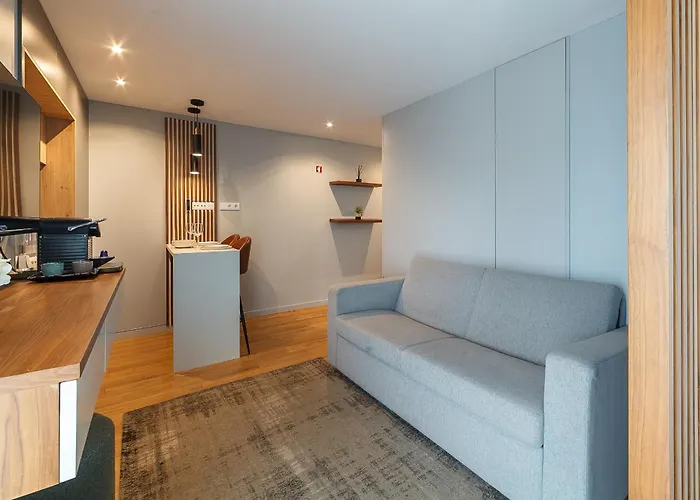 Seagull Incl Parking By Sweet *